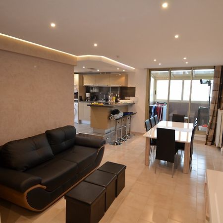 Appartement Rooftop 8 personnes grande terrasse avec parking Quartier Aéroport Nice Extérieur photo