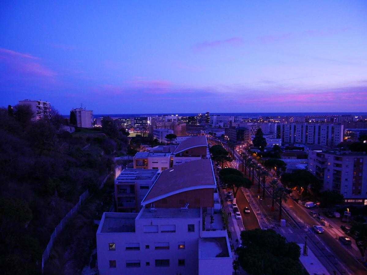 Appartement Rooftop 8 personnes grande terrasse avec parking Quartier Aéroport Nice Extérieur photo