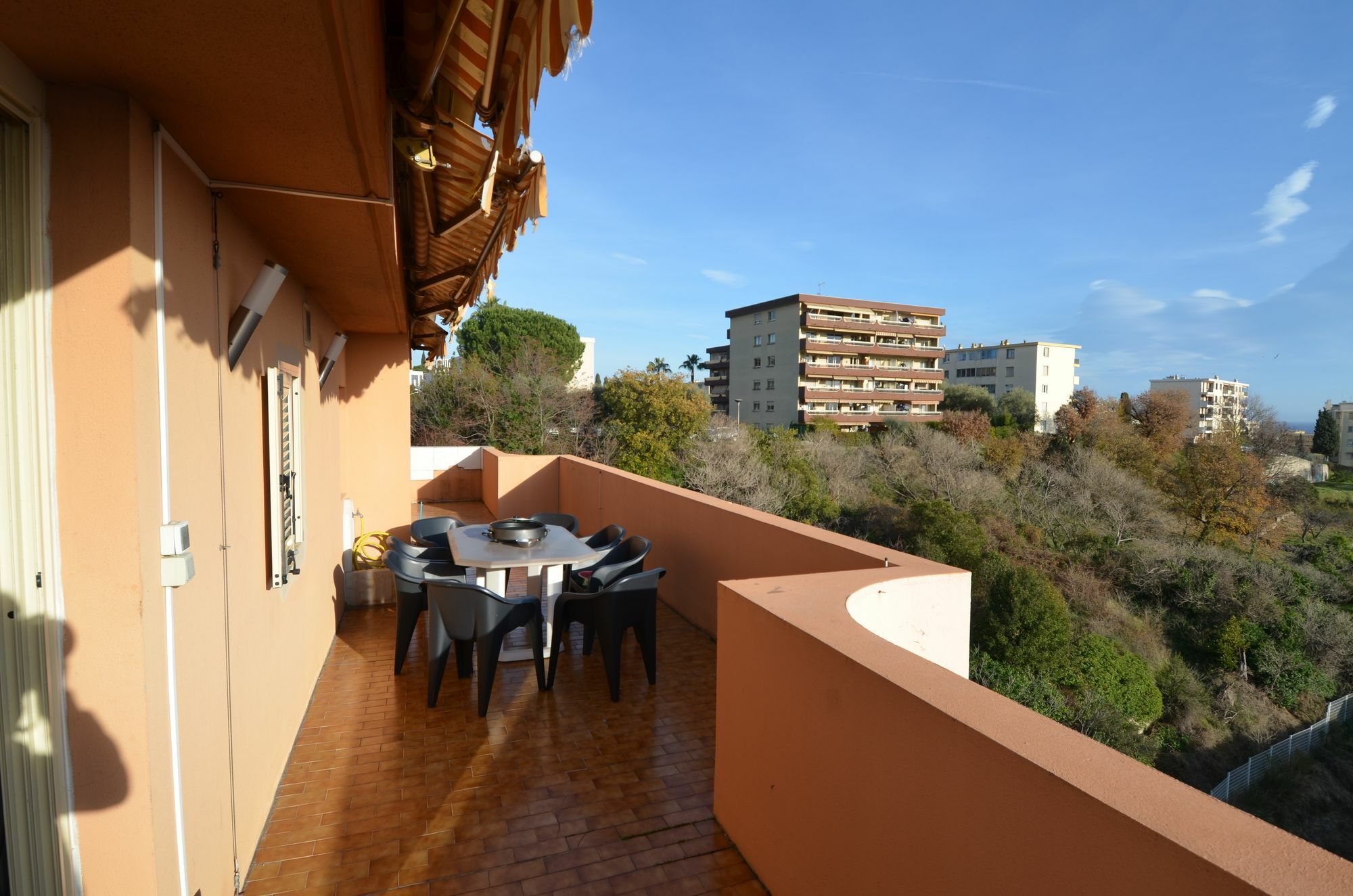 Appartement Rooftop 8 personnes grande terrasse avec parking Quartier Aéroport Nice Extérieur photo